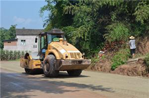 【民生联动】【梁平】梁平：农村联网公路建设项目路基工程基本完工 【民生联动】农村联网公路建设项目路基工程基本完工