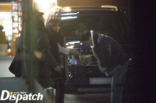 撒花庆祝!看双宋CP如何约会:躲猫猫敬军礼握手告别