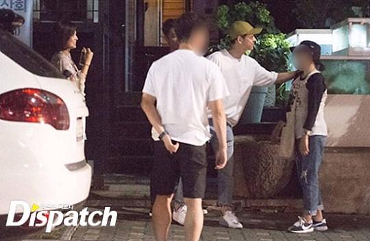 撒花庆祝!看双宋CP如何约会:躲猫猫敬军礼握手告别