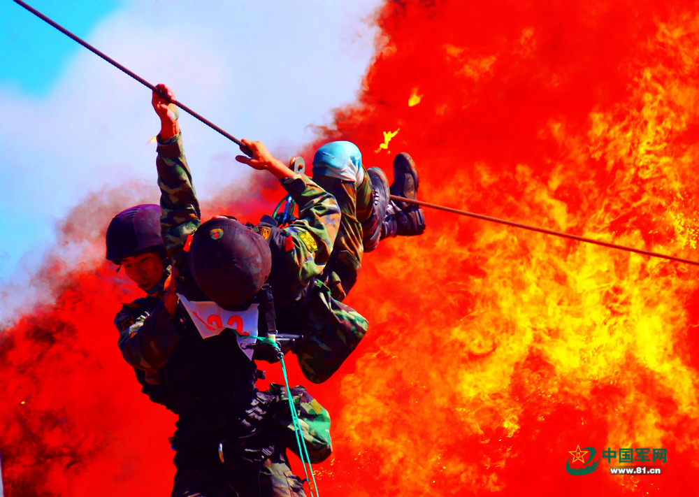 探营武警"国字号"部队:瞬间即永恒(组图)