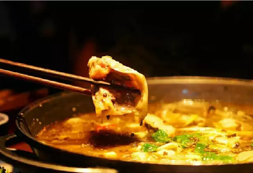 【食在重庆】藏在观音桥最深处的一条美食街