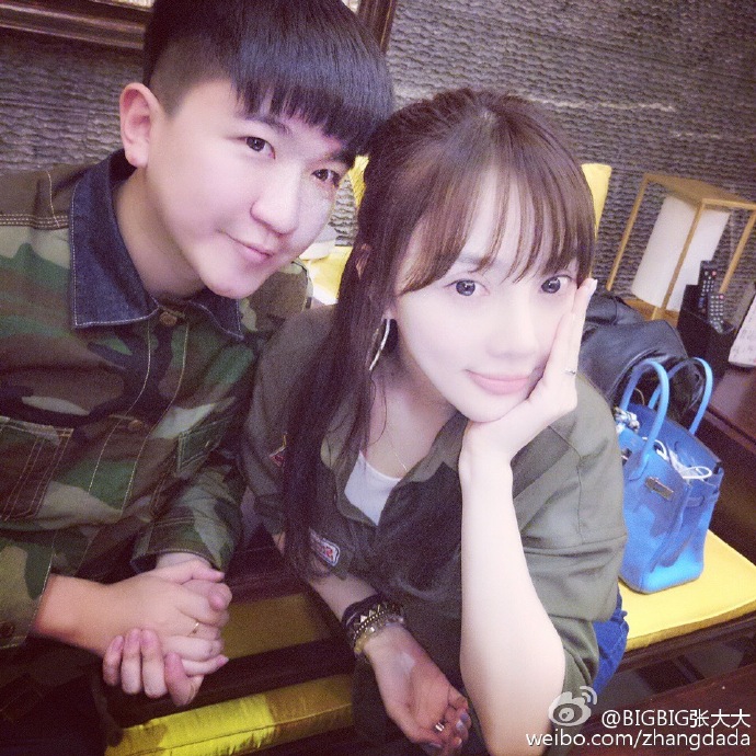 杨幂baby合照上热搜 张大大豪华交友圈都有谁?