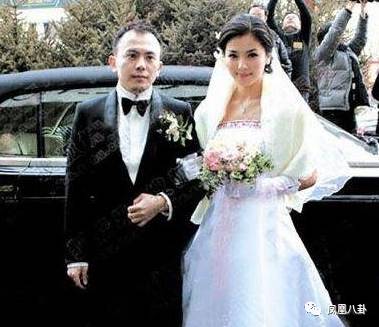 刘涛丈夫都破产了,为什么吴佩慈还执着嫁豪门?