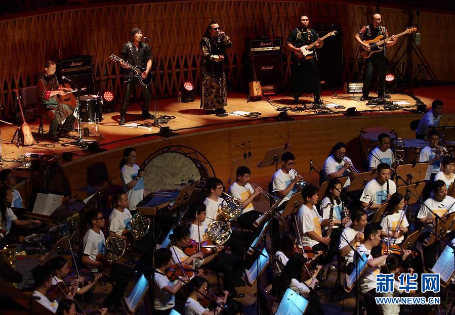 上海夏季音樂節上演“交響搖滾”