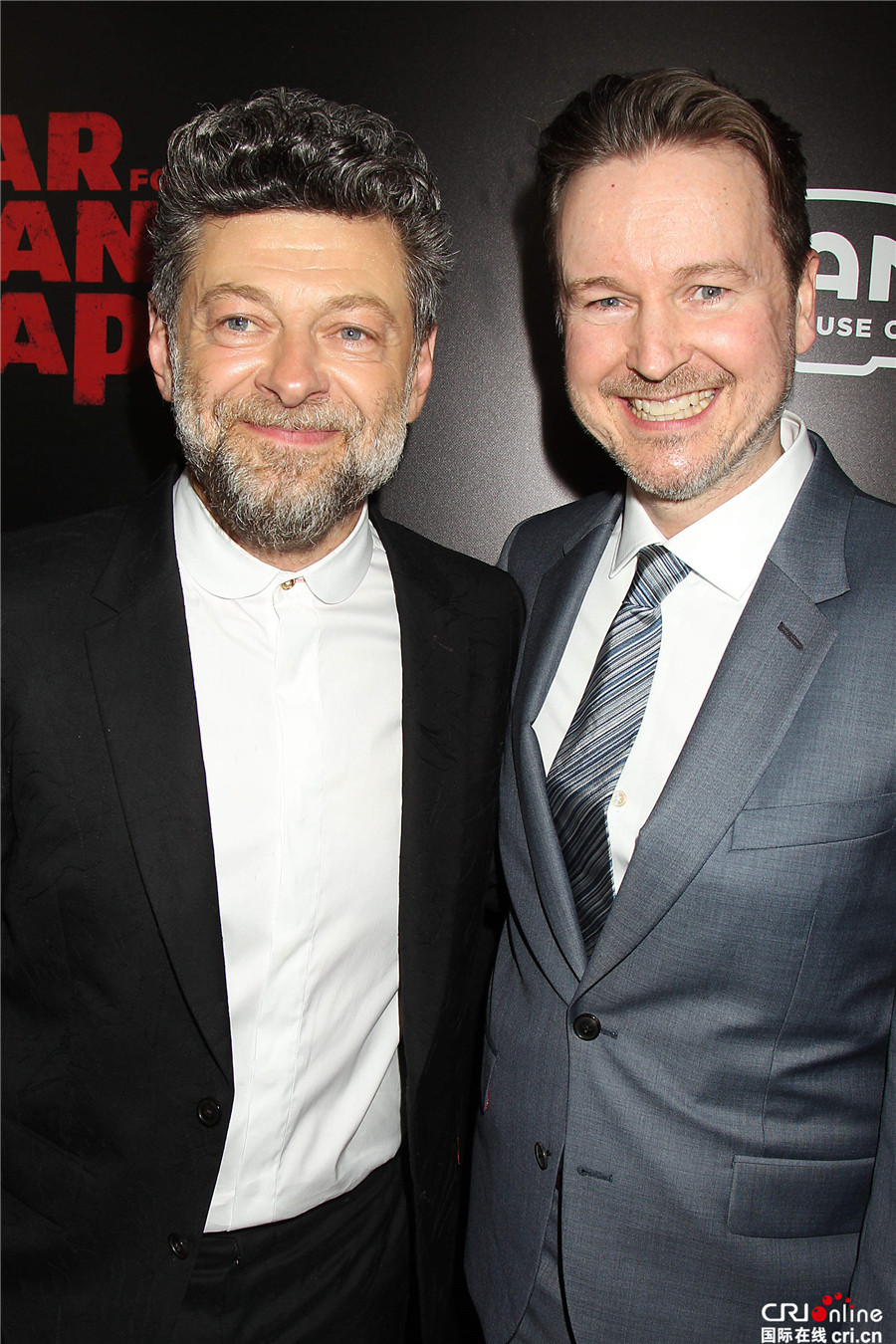 猩球崛起3首映_fororder_紐約首映現場安迪·瑟金斯與導演馬特·裏夫斯