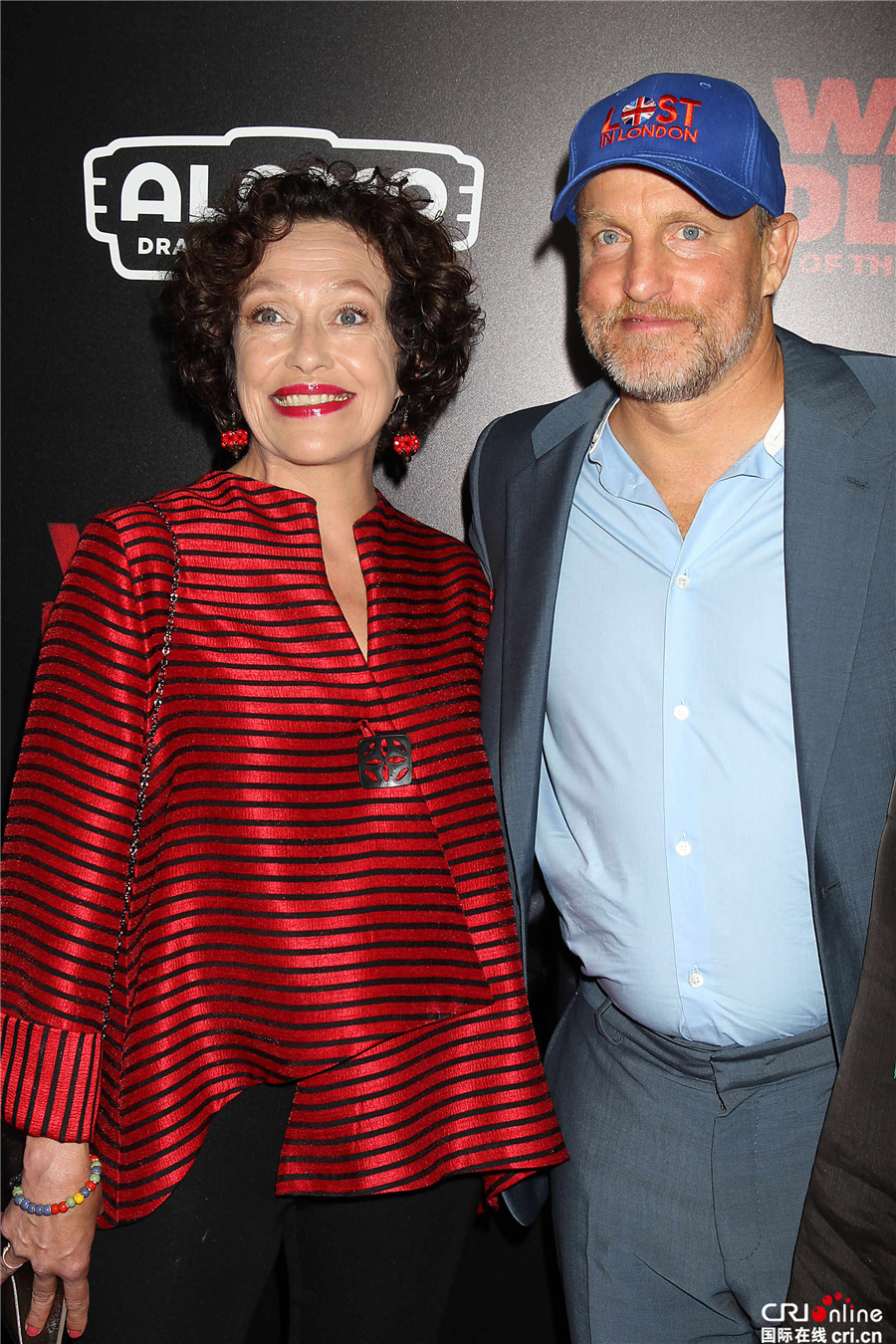 猩球崛起3首映_fororder_紐約首映現場伍迪·哈裏森與卡琳·科洛瓦