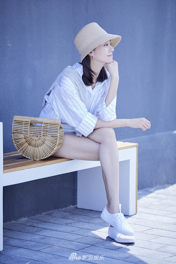 王智甜笑清新可人如夏日微风 笑容似杨幂