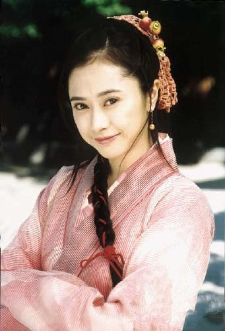 还记得《少年方世玉》中的凌小小吗?她现在长这样啦!