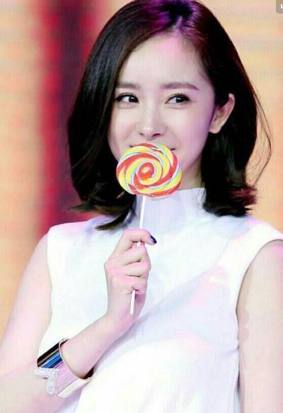 和胡歌合作过的女演员都红了, 唯独除了她!