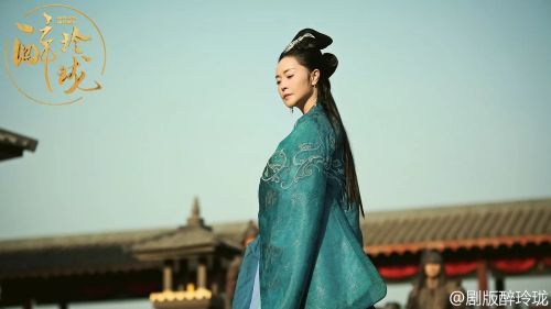 《醉玲珑》全集剧情介绍02莲妃被谁害死的?