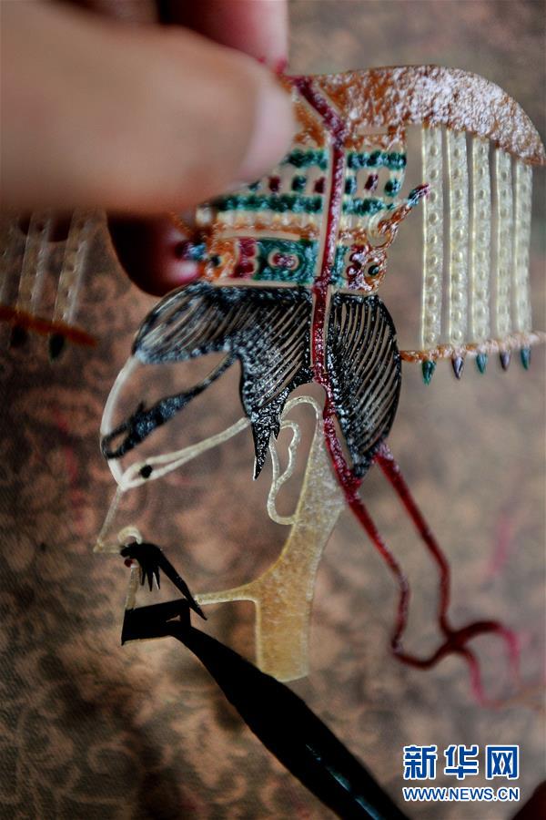 【焦點圖 顯示圖在稿件最下方】華州皮影:讓“喜兒”與“傑克遜”同臺相逢 【焦點圖 顯示圖在稿件最下方】華州皮影:讓“喜兒”與“傑克遜”同臺相逢