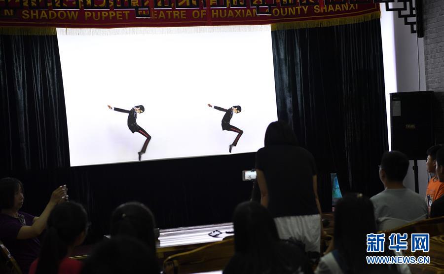 【焦點圖 顯示圖在稿件最下方】華州皮影:讓“喜兒”與“傑克遜”同臺相逢 【焦點圖 顯示圖在稿件最下方】華州皮影:讓“喜兒”與“傑克遜”同臺相逢