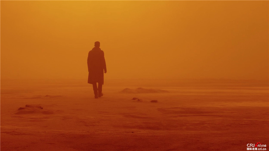 银翼杀手2049_fororder_瑞恩·高斯林似末世独行