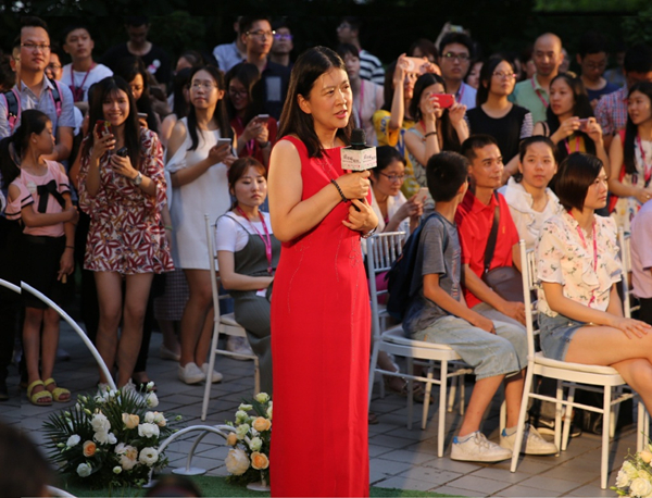 “唯”幸福相伴 第五届唯品会集体婚礼花地河畔盛大举行