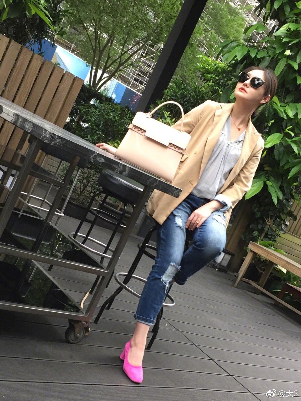 被说胖大S怒了:女明星有多饿没人能体会