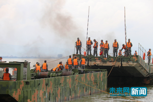 【网络媒体国防行】中国制造搭配军人速度：列装半年形成战斗力 军中无第二我们只争第一