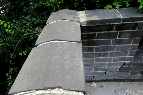 天能真黑金电池助力雷丁D80Li勇闯居庸关 天能真黑金电池助力雷丁D80Li勇闯居庸关