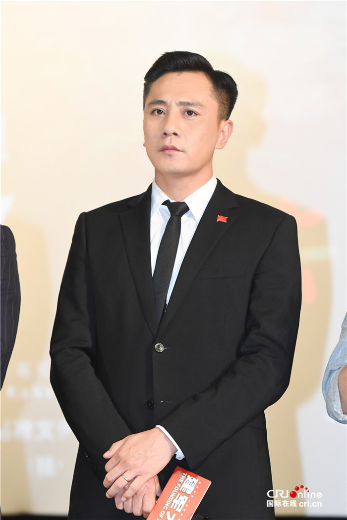 建军大业嗨爆首映红毯口碑逆天最具暑期档冠军相