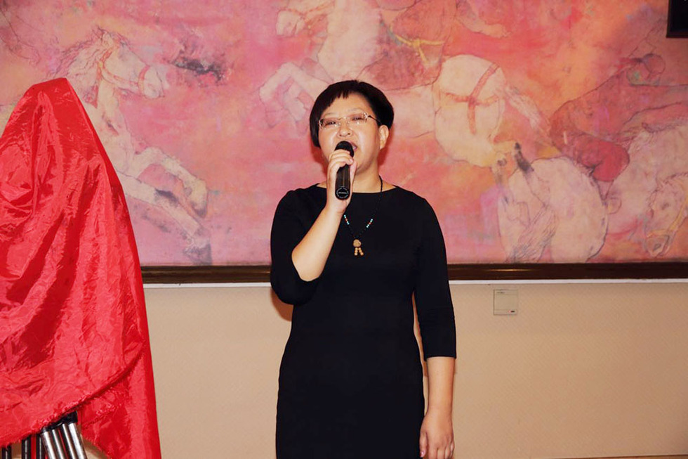 打造儿童电影新款IP 电影《花样奶奶》西安开机