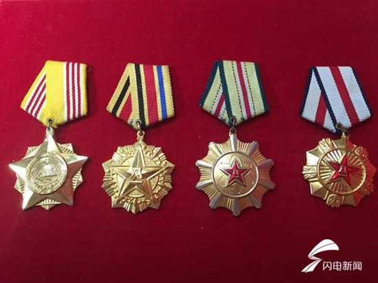 韦昌进获全军最高荣誉“八一勋章” 韦昌进获全军最高荣誉“八一勋章”_fororder_1501216403505_副本