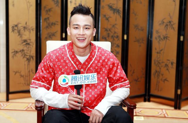 被炮轰的欧豪说:演叶挺,我非常非常谨慎