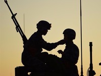 晨光初照阅兵场