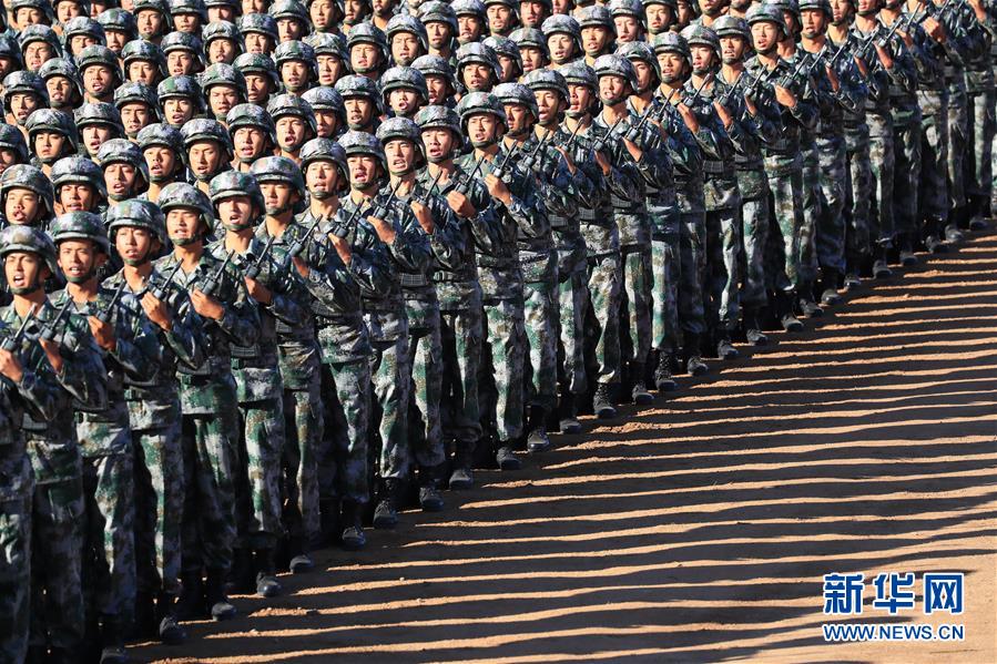 庆祝中国人民解放军建军90周年阅兵受阅部队整装待阅