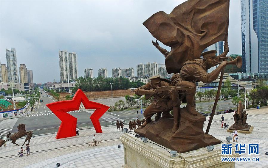 南昌建军雕塑广场向公众开放