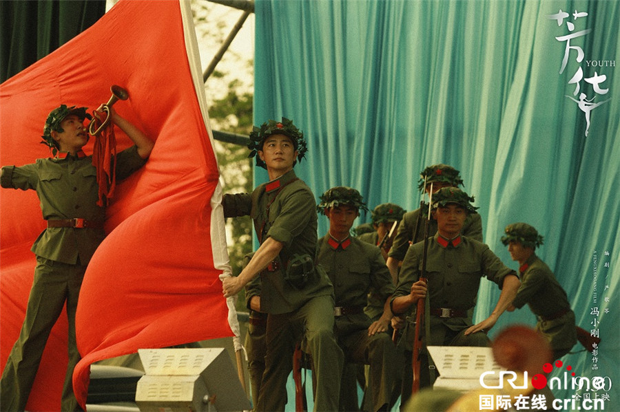 芳华_fororder_黄轩领衔致敬建军九十载