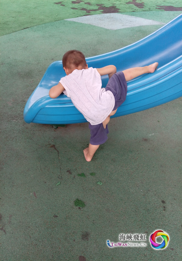 孩子的开裆裤 孩子的开裆裤_fororder_孩子的开裆裤 拷贝