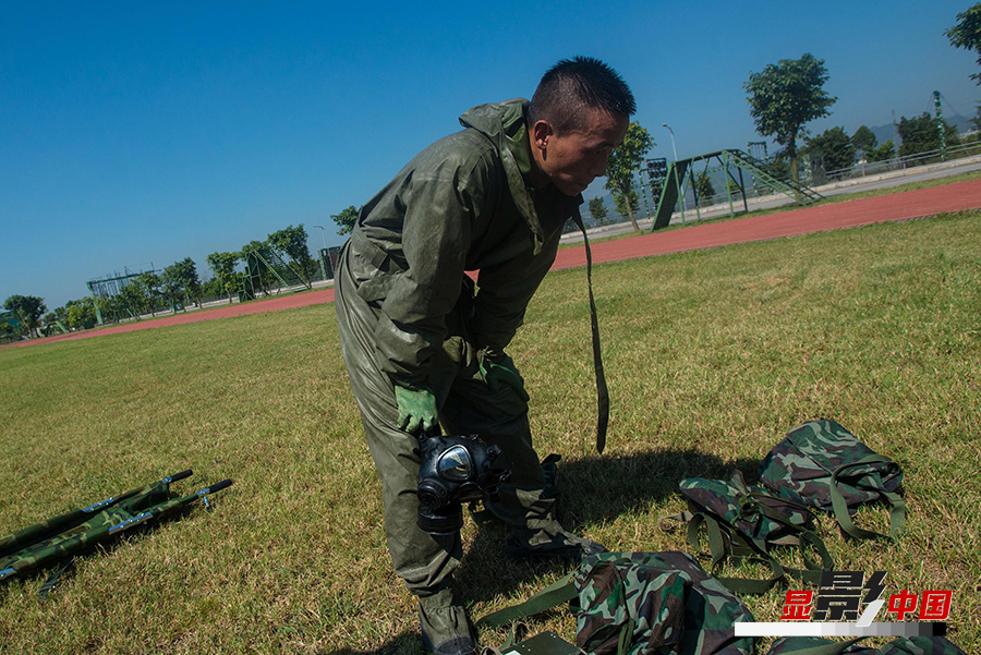 【显影中国】八一特辑:走进武警防化兵
